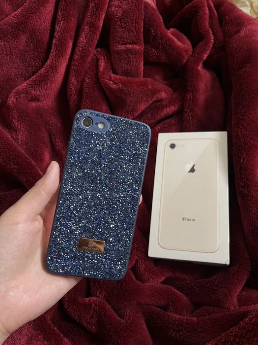 Продается iphone 8, Розовый, в идальном состоянии