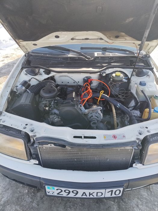 Продам Ауди 100 с4.