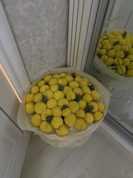 Продаю Момоко огромный букет