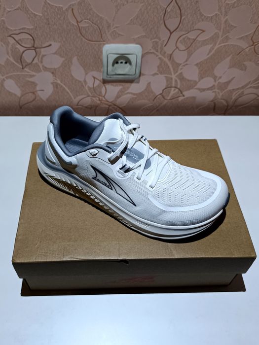 Кроссовки Altra Paradigm 7