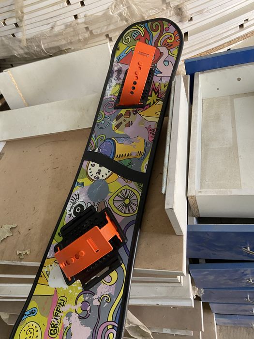 Продам детский сноуборд