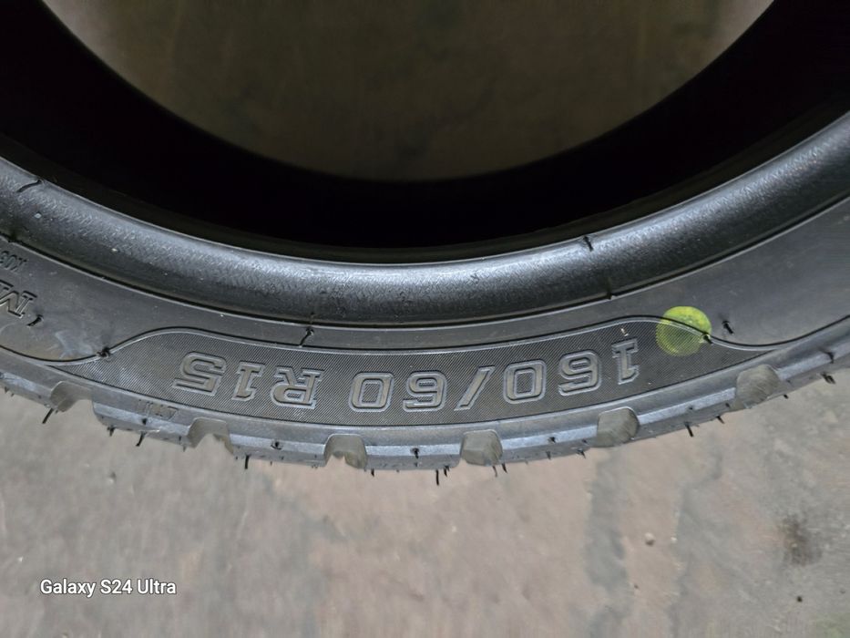 Зимни гуми за скутер 160/60/15