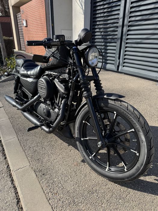 Harley Davidson sportster IRON 883
