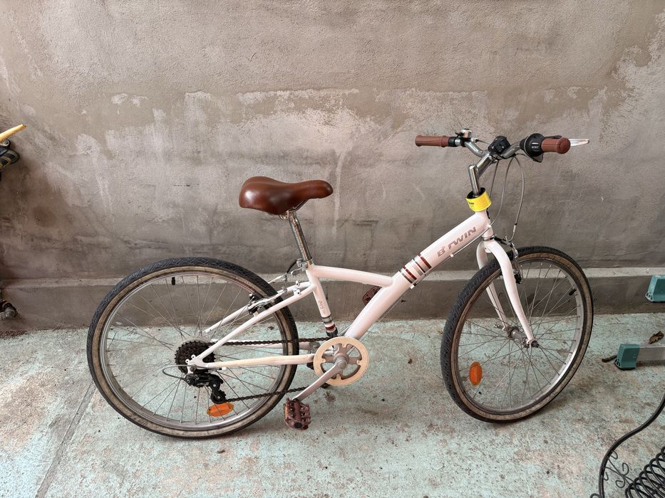 Vând bicicleta B'TWIN