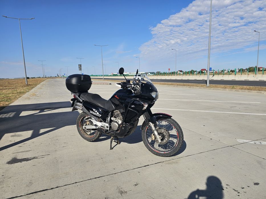 Honda Transalp XL650V 2005 in stare bună