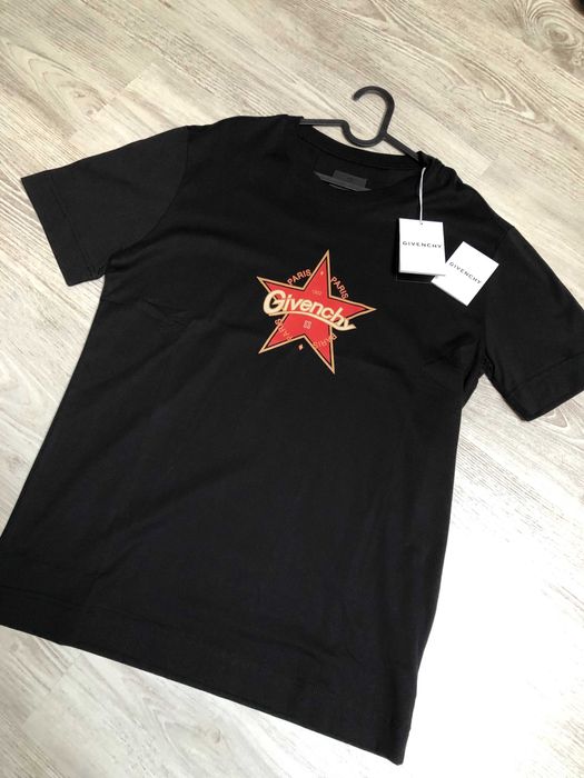 Givency tricou L-XL, autentic, retail 490 euro