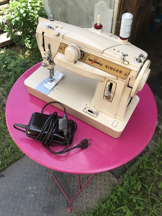 Masina cusut singer 411