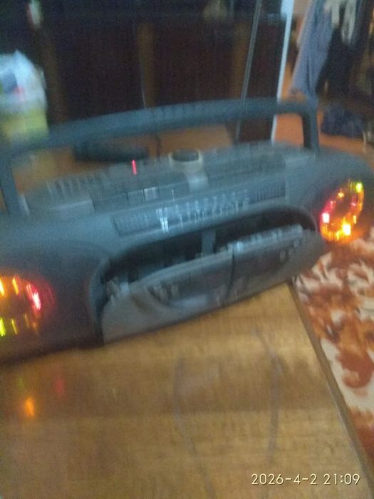 Магнитофон двухкасетный