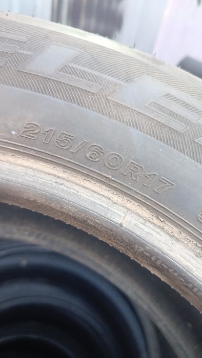 Bridgestone 215/60/17 лето пара