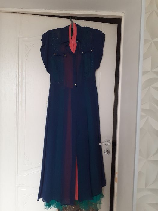 Вечерние платье .