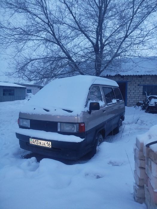 Минивэн Toyota Lite Ace 1988
