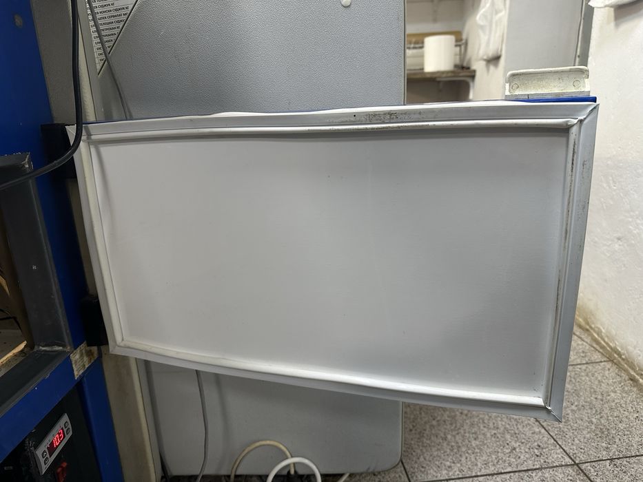 Хоризонтална витрина 3бр.