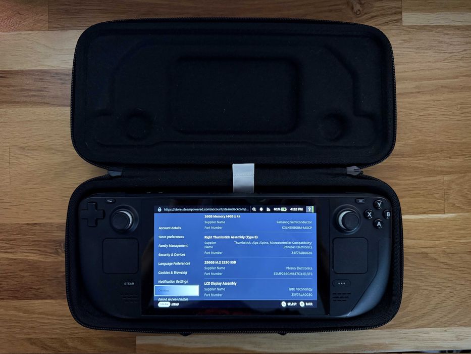 Steam Deck LCD 256GB – stare foarte bună, husă + încărcător original