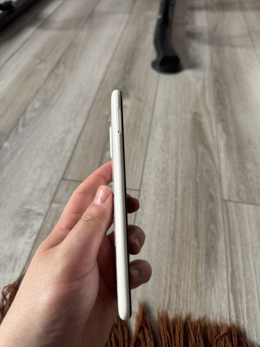 Продам Samsung galaxy A11 в идеальном состояние