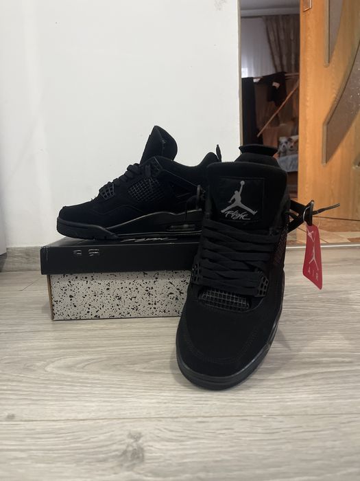 Jordan 4 black cat marimea 41