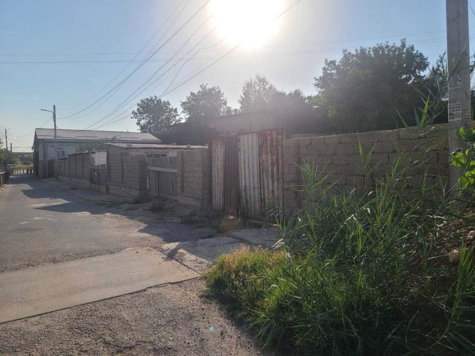 Продаются 2 участка земли: 3.5 и 4.5 соток