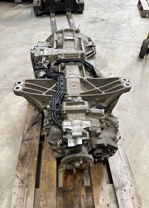 Cutie Viteza Mercedes Acros G 281-12 KL 715.371