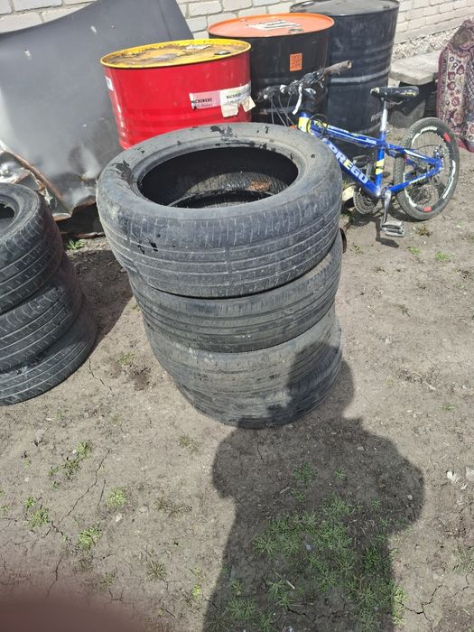 Автошины на автомобиль