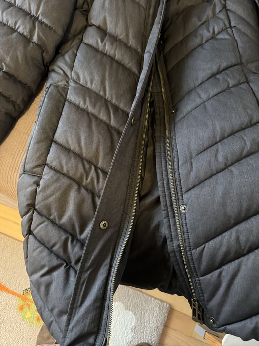 Дамско зимно яке с качулка