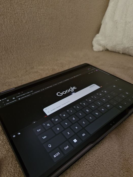 Lenovo Yoga 7 2‑in‑1 • Ultra 7 • OLED 120Hz • 32GB/1TB • КАТО НОВ