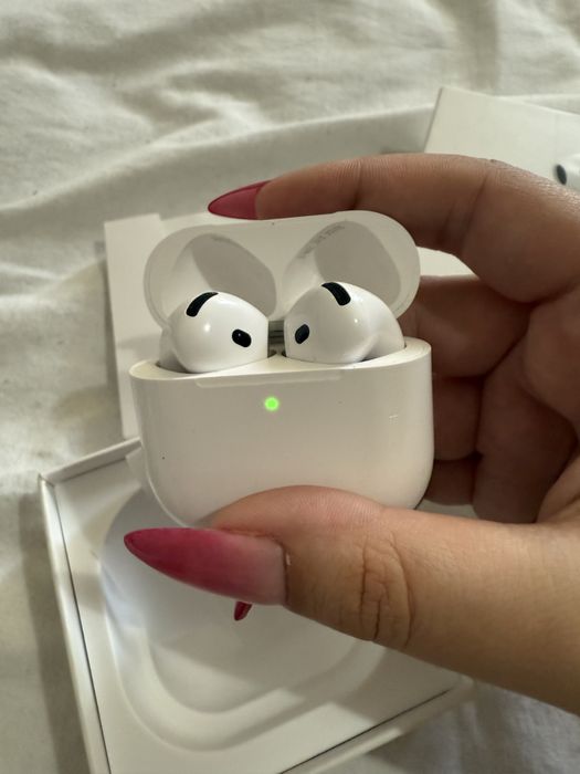 Air pods 4 Anc Използвани