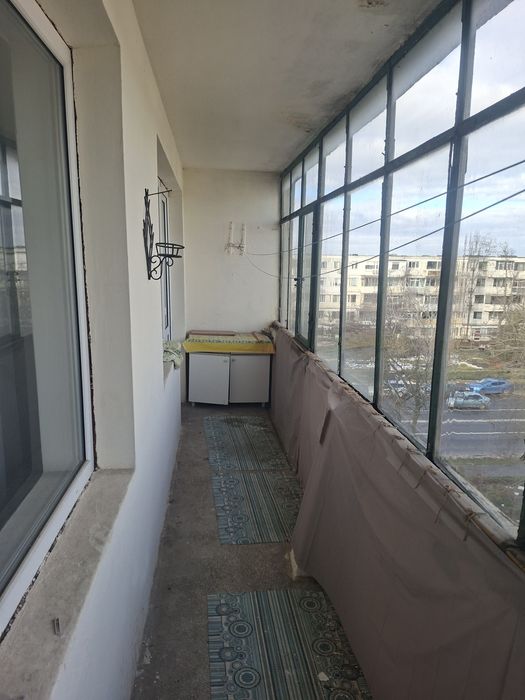 Vând apartament 2 camere semidecomandat