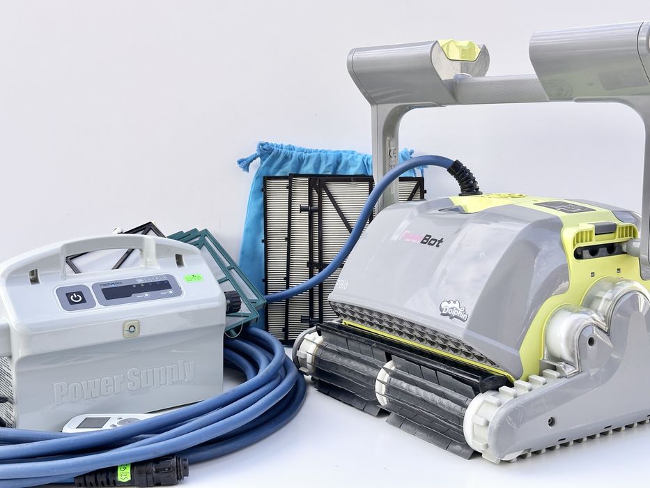 Robot de piscină Dolphin BIO Suction PoolBot
