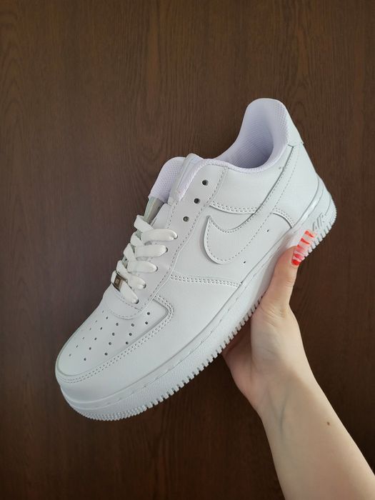 Adidasi LV trainers , LV skate , Amiri MA-1 ,Nike af1 , LV Max , yeezy boost 350 beluga,  dazzling blue