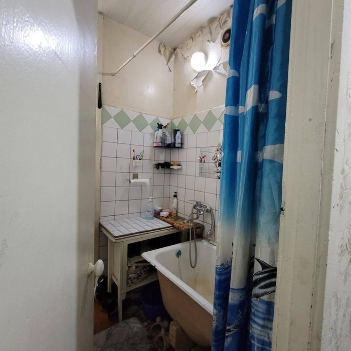 Продажа 2/2/4 на Юнусабад-8, 2 хонали сотилади