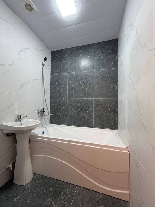 Продается квартира Авиасозлар 4 2*3/3/4