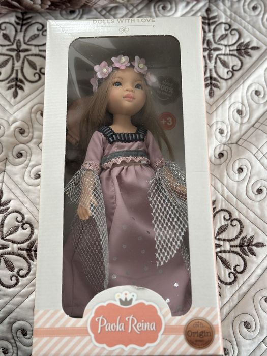 Чисто нова дизайнерска кукла Reina