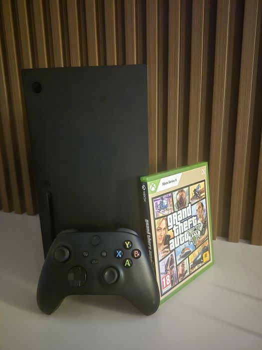 XBOX Series X с джойстик и игра