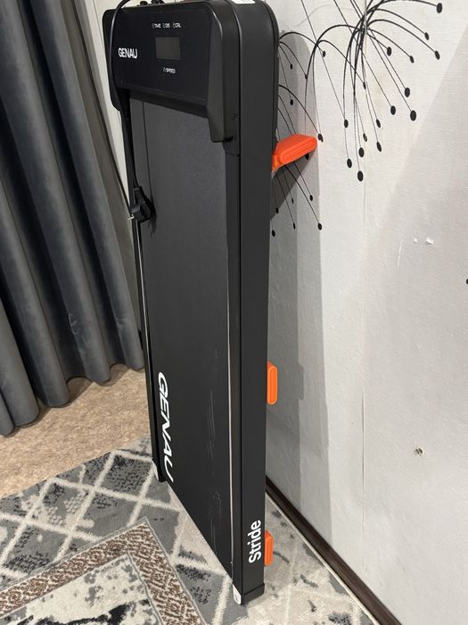 Беговая дорожка GENAU