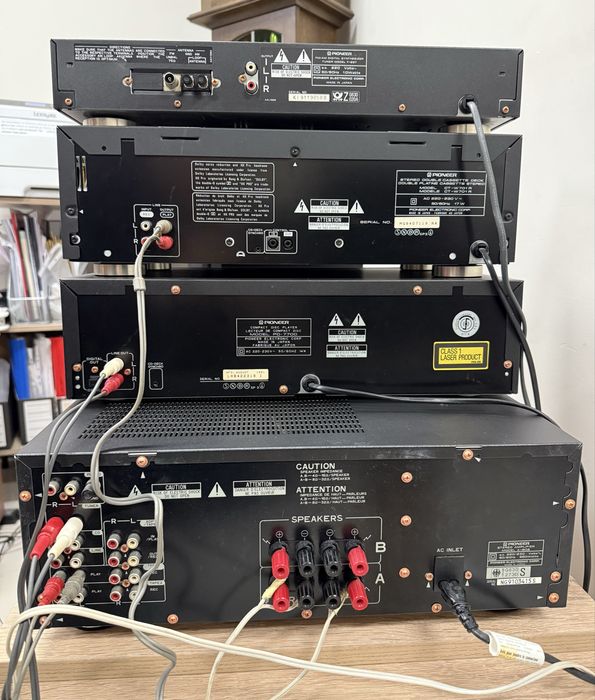 Ретро аудио система PIONEER - усилвател, CD, двукасетъчен дек и тунер