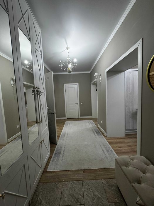 Продам 4х комн кв Альтаир