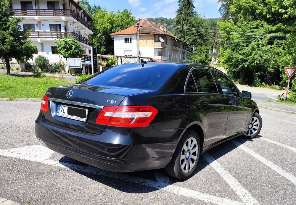 MERCEDES-BENZ E-Class 2009 — imagine 3