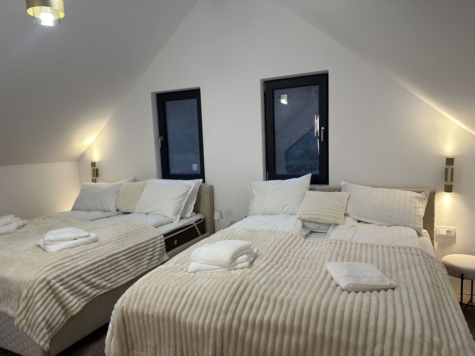 Cazare inchiriere Baile Felix A Farme/Craciun/Revelion pensiune/cabana