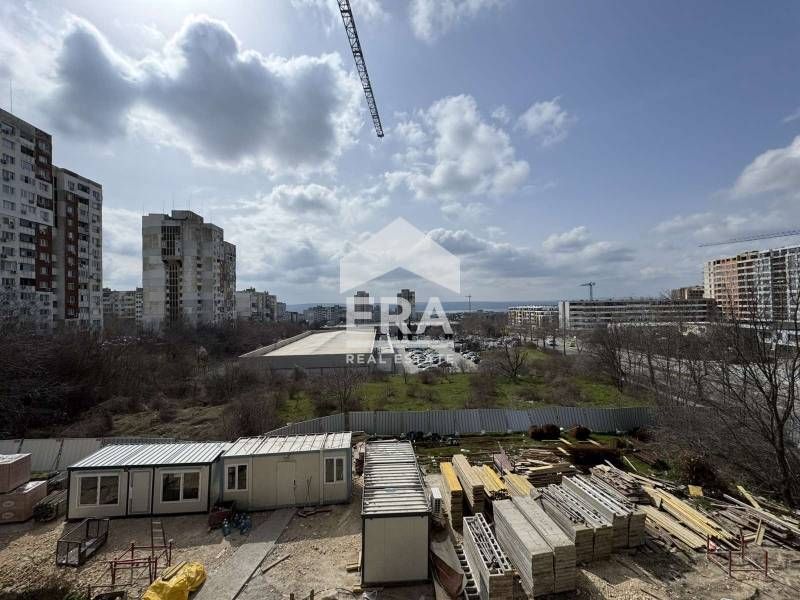 Без комисиона от КУПУВАЧА!  Ексклузивно! Тристаен апартамент за продаж