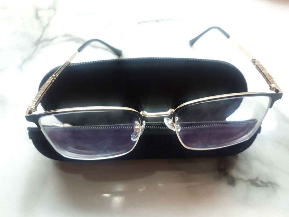 Ko'z oynak zrena uchun