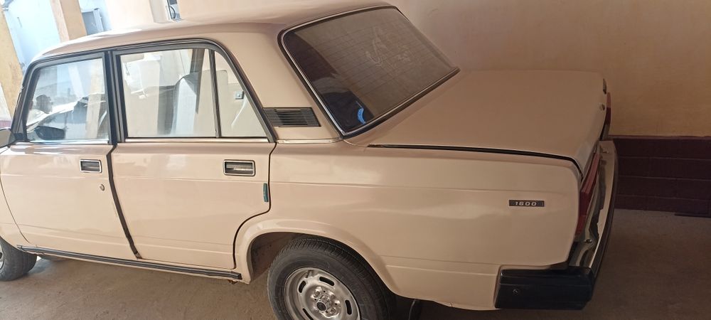 Vaz 21-07 sotiladi