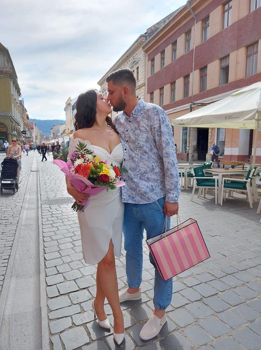 Rochie elegantă albă