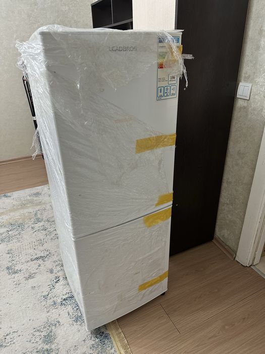 Холодиьник новый
