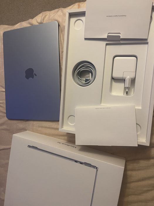 Laptop APPLE MacBook Air 13 mc6t4ro/a, Apple M4, 13.6 16gb 256gb 100%B