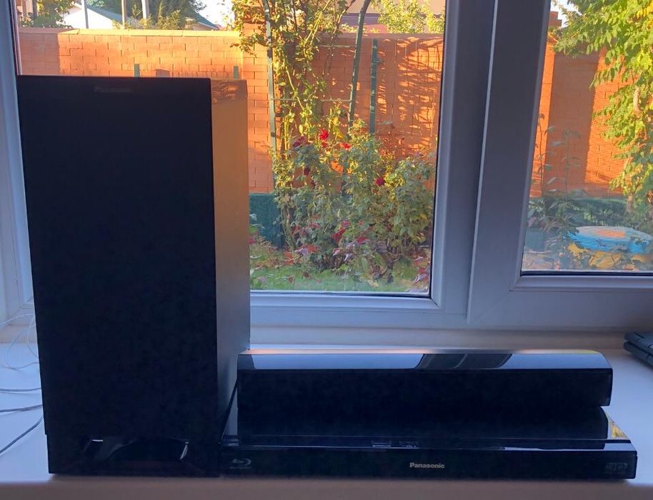 Домашний кинотеатр Panasonic SA-BTT775 с  Blu-ray и 3D