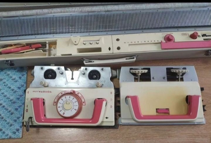 Вязальная машина