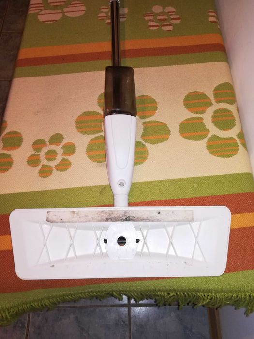 Отпариватель для одежды, швабра