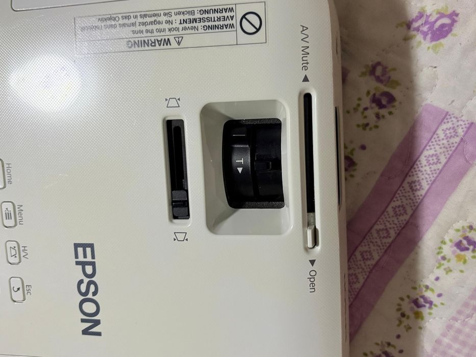 Проектор Epson хорошем состоянии