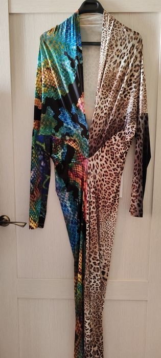 Вечернее платье с принтом