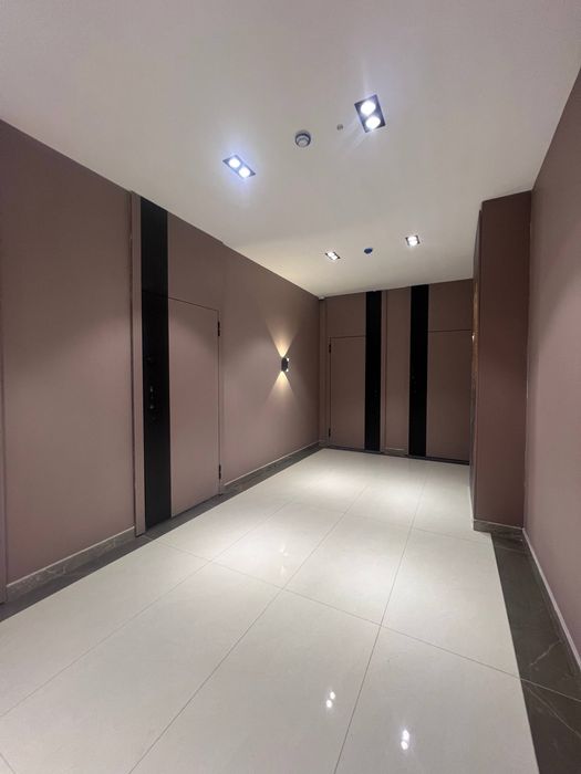 Продается 61м2 - коробка - ЖК Celebrity residence заводская