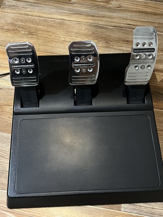 Продам Игровой Руль Thrustmaster T150 Pro